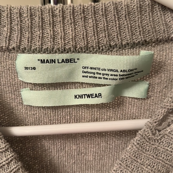 Off-White Knit Sweater - Picture 2 of 5
